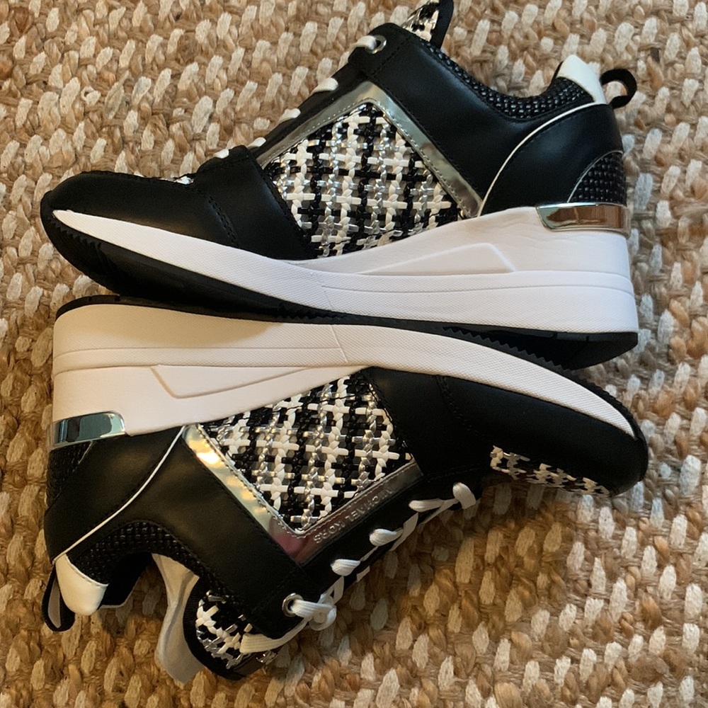 Michael Kors Georgie Trainers Raffia Tweed Black/White Size 8.5 NWT in box